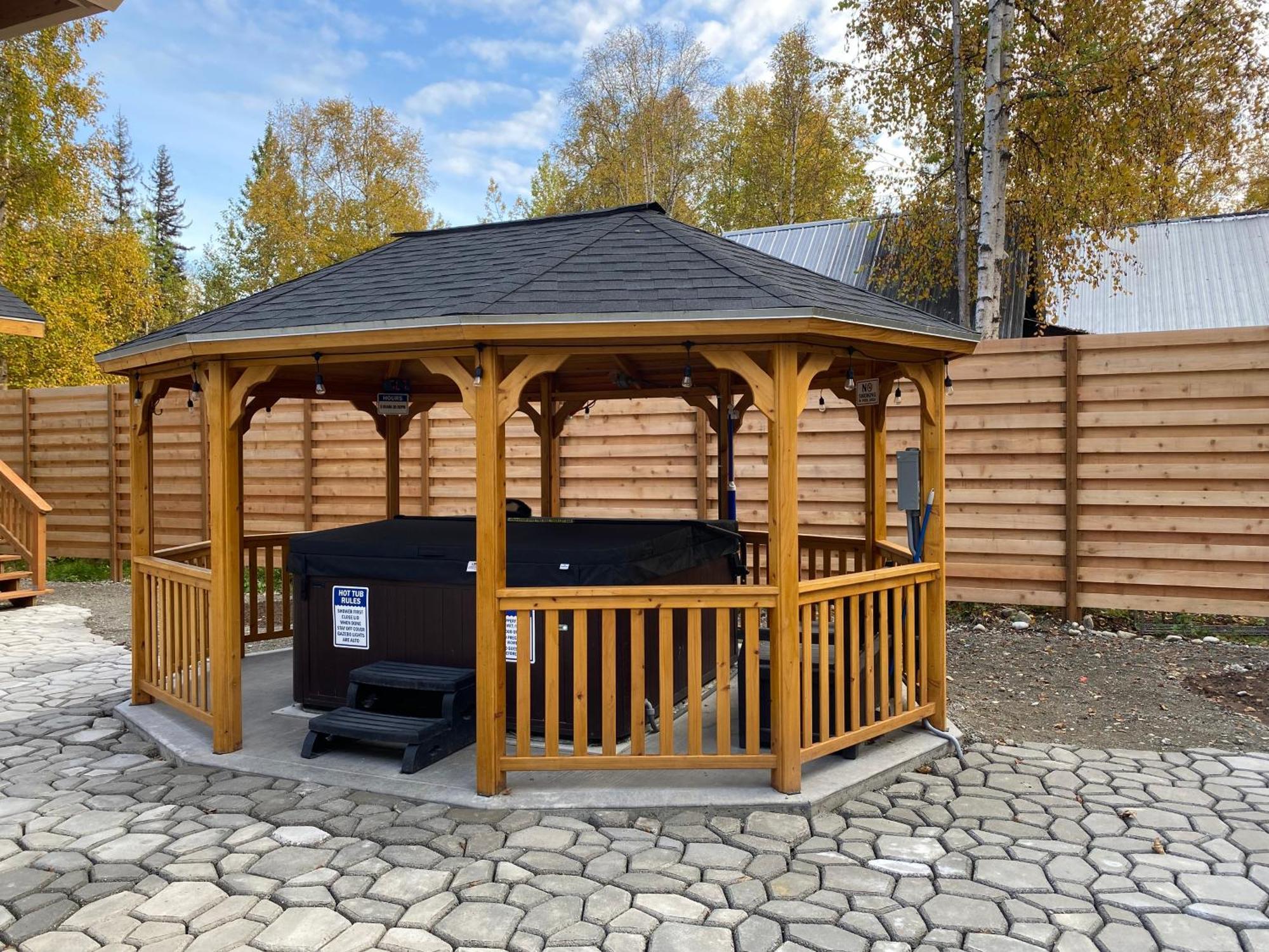 Talkeetna Log Cabin With Hot Tub Unit 2 Exterior foto